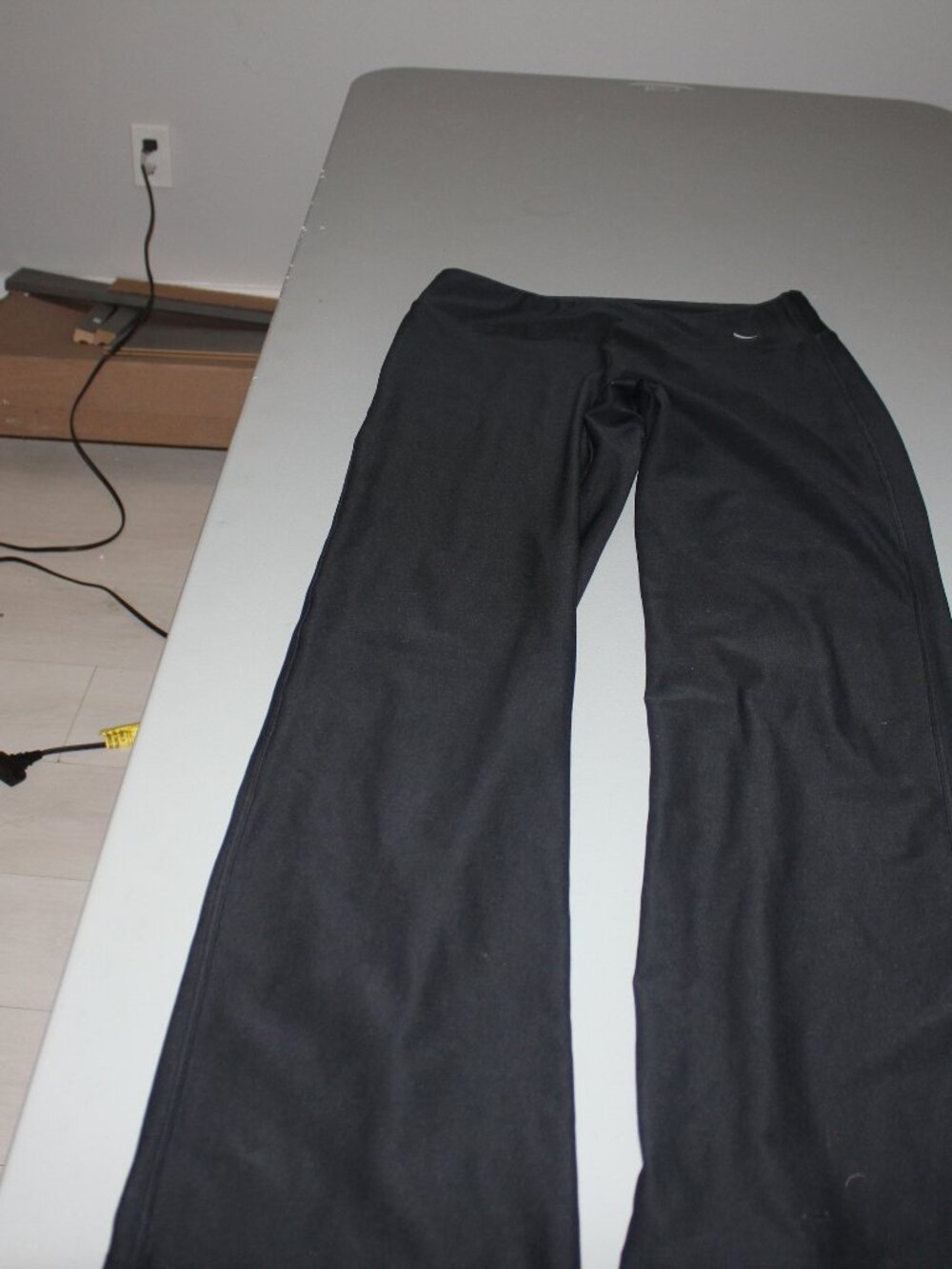 Black Nike Athletic Pants Size Medium?